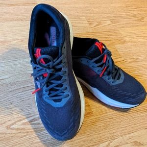 Brooks Ravenna Men's 7 Dark Grey